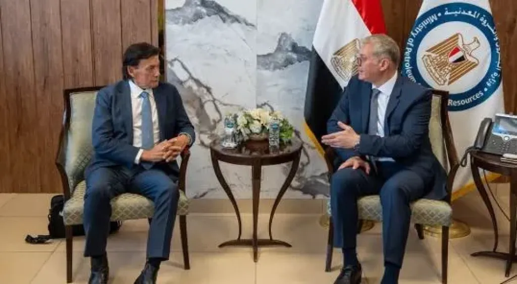 وزير البترول يبحث مع رئيس شركة دانة غاز الإماراتية خطط زيادة إنتاج الغاز من حقول الدلتا
