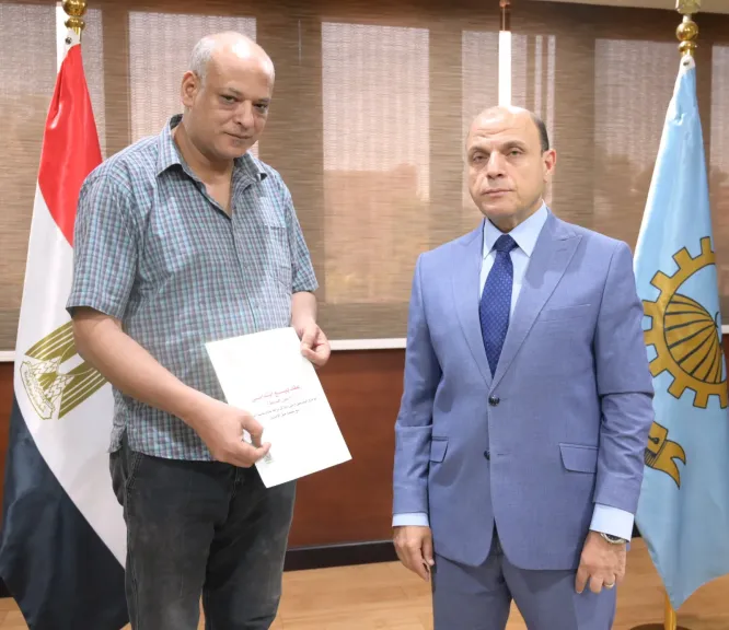 محافظ الغربية يُسلّم 26 عقد تقنين لأراضي أملاك الدولة للمستفيدين.. 3 عقود وفقًا للقانون رقم 168 لسنة 2025