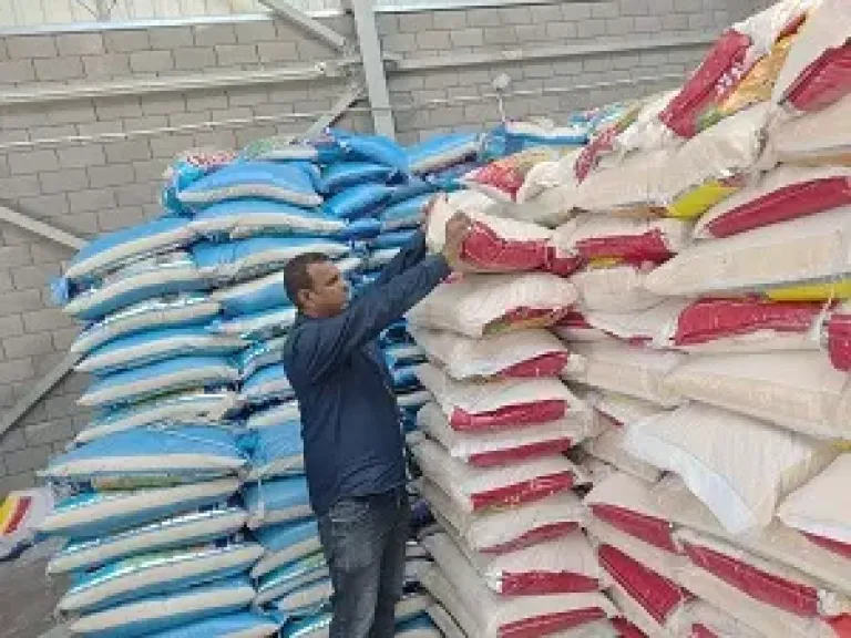 تموين الأقصر: ضبط نصف طن أرز مجهول المصدر داخل مركز تعبئة في البياضية