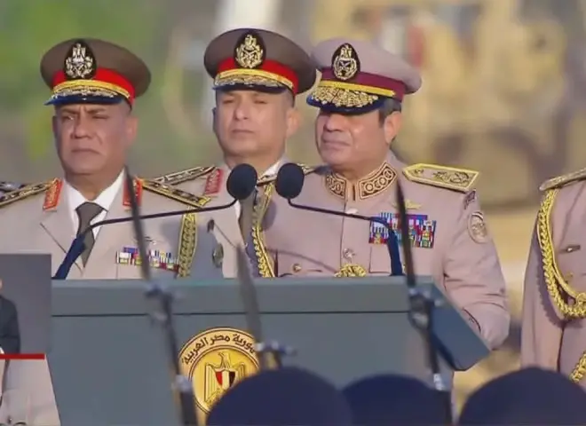 الرئيس السيسي يفتتح القيادة الاستراتيجية للدولة: يجسد دور مصر كقوة سلام