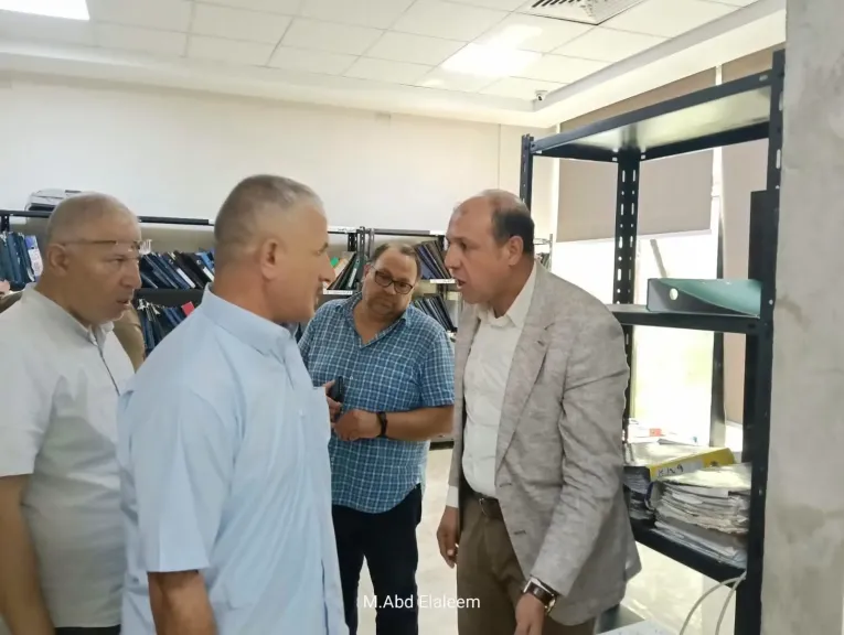 جولة تفقدية quot;لرئيس جهاز تنمية مدينة العبورquot; لمتابعة سير العمل بالإدارات المختلفة