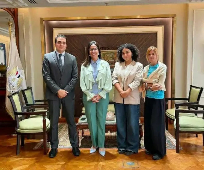 وزيرة الثقافة تبحث مع وفد يونيك مصر مقترح إطلاق برنامج تجريبي لبناء القدرات بالمحافظات
