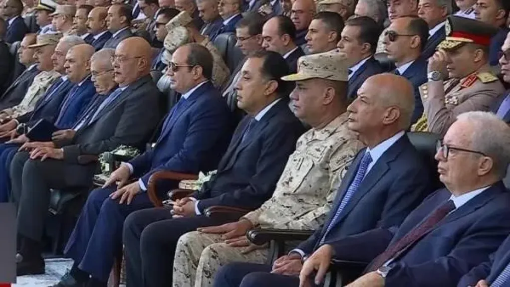 الرئيس السيسي: مقر القيادة الاستراتيجية كيان قوي جدا في تنسيق مجابهة أي تحد أو أزمة