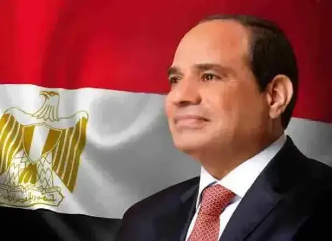 الرئيس السيسي يهنئ الشعب المصري والأمتين العربية والإسلامية بالمولد النبوي الشريف