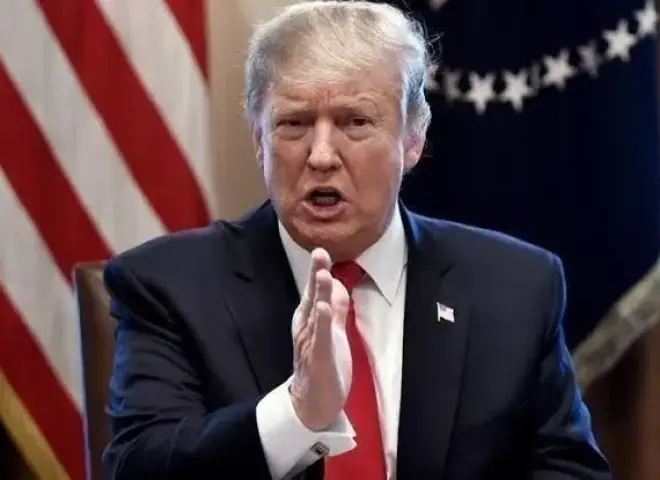 ترامب يهدد إيران مجددًا: ألف صاروخ جاهزة للرد حال تعرضي لمحاولة اغتيال