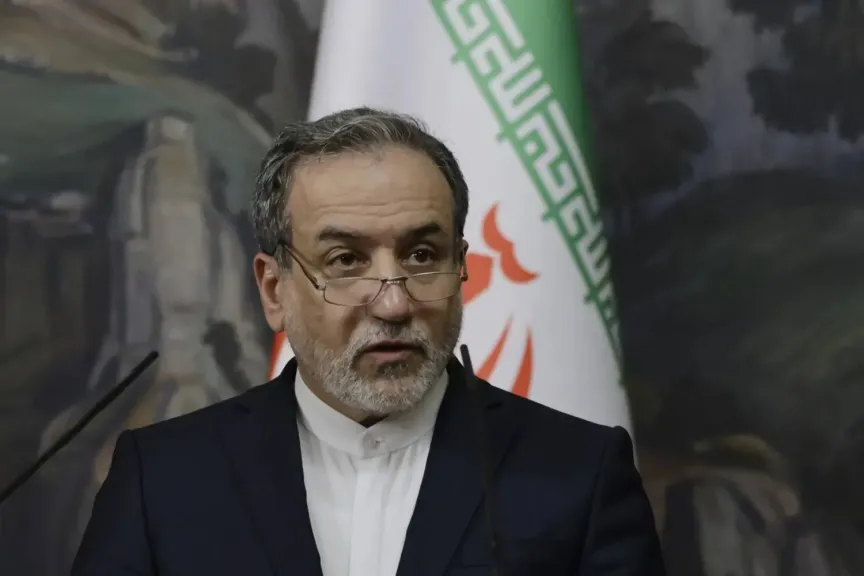 عراقجي ردا على ترامب: إيران كانت دائما الحارس لمضيق هرمز وستبقى كذلك إلى الأبد