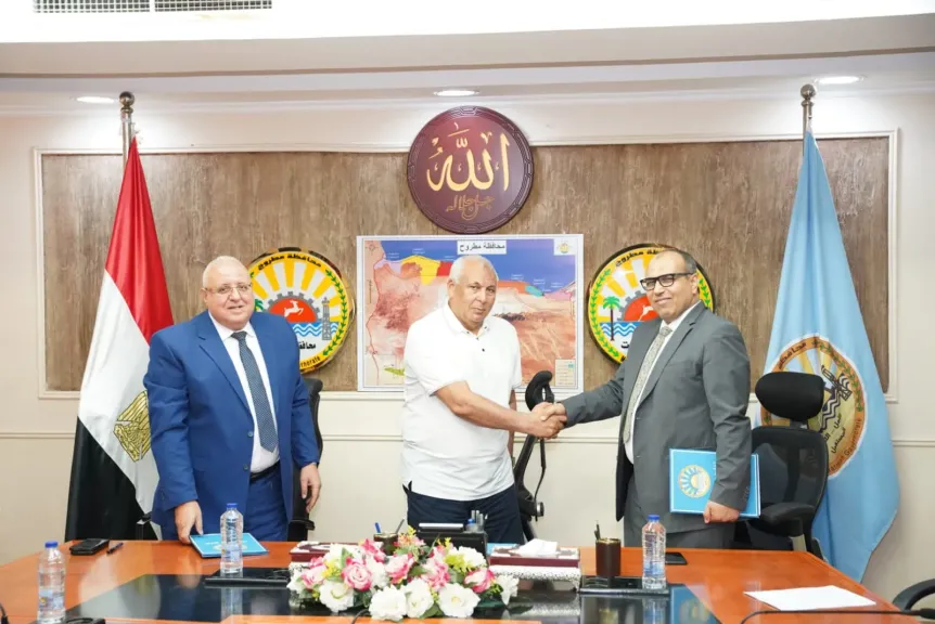 محافظ مطروح يوقع بروتوكول تعاون مع «بتروجاس» و«بتروجاسكو» لضمان تشغيل محطة تعبئة اسطوانات البوتاجاز