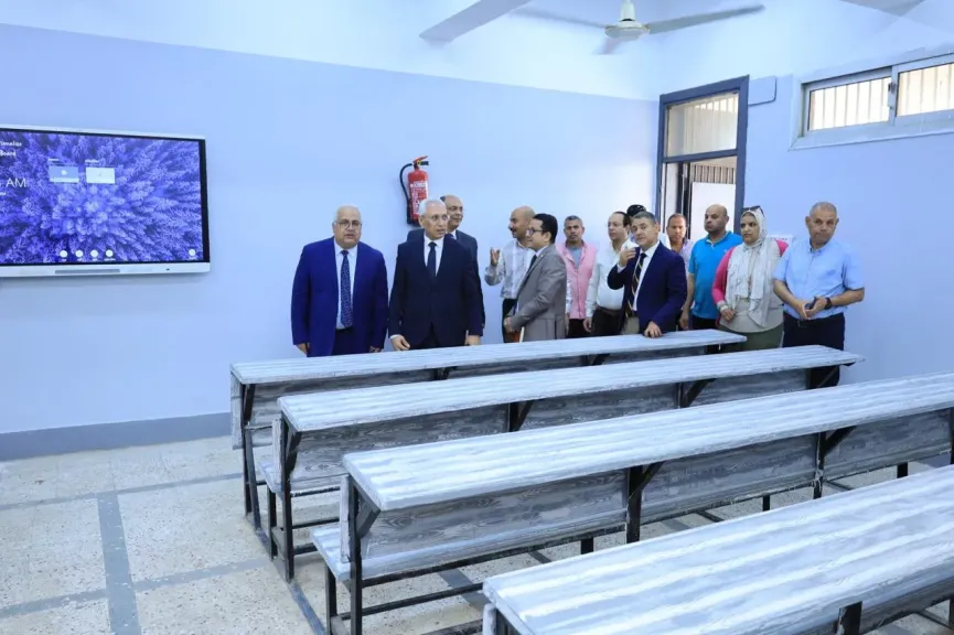 رئيس جامعة المنيا يفتتح 12 قاعة دراسية مطورة لمستوى الفصول الذكية بكليتي الصيدلة والعلوم