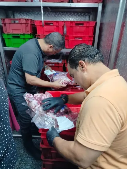 ضبط 756.5 كجم  و13 محضرًا خلال 48 ساعة.. في حملات الطب البيطري بالغربية