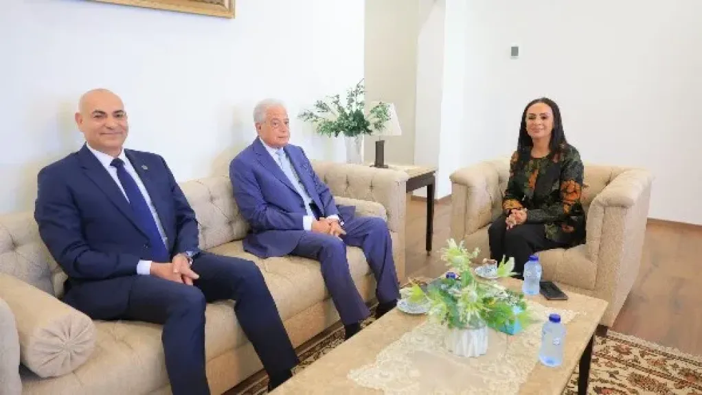 وزيرة التضامن الاجتماعي تلتقي مستشار الرئيس للتنمية المحلية لبحث تعزيز التعاون
