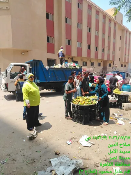 حملة مكبرة لرفع الإشغالات وتحسين مستوى النظافة بمحيط أسواق تحيا مصر في شرق مدينة نصر
