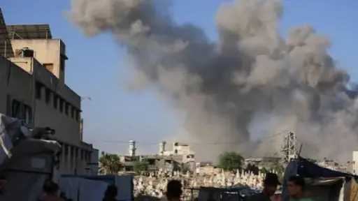 شهيد و10 إصابات بقصف الاحتلال خيام نازحين في مدينة خان يونس
