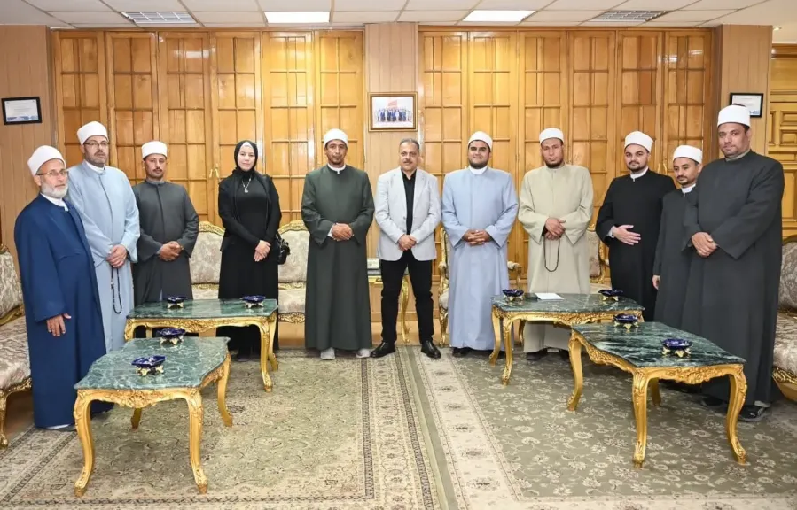 محافظ الشرقية يبحث مع الأزهر إطلاق قوافل دعوية لنشر الفكر والوسطي