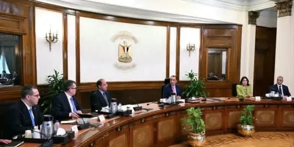 رئيس الوزراء يتابع مستجدات مشروع الأجهزة التعويضية وجهود إنشاء مجمع صناعي للأطراف الصناعية