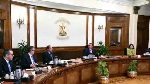 رئيس الوزراء يتابع مستجدات مشروع الأجهزة التعويضية وجهود إنشاء مجمع صناعي للأطراف الصناعية