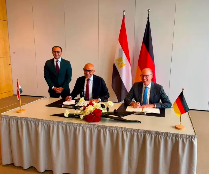 وزير التعليم يوقع إعلان نوايا مشترك مع وزير الدولة بجمهورية ألمانيا الاتحادية لتطوير المدارس الفنية