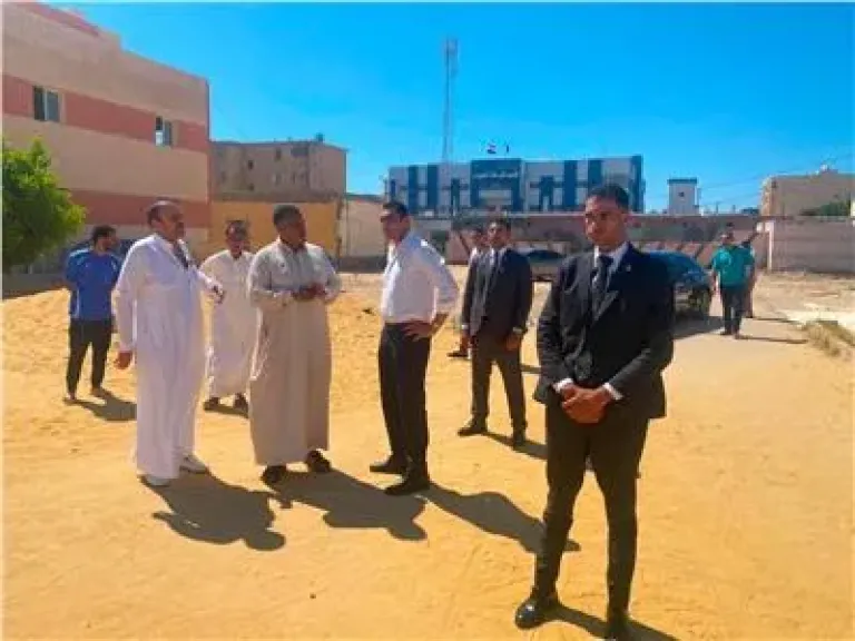 وزير الرياضة يتوعد المقصرين بعد زيارة مفاجئة لمركز شباب الحمام