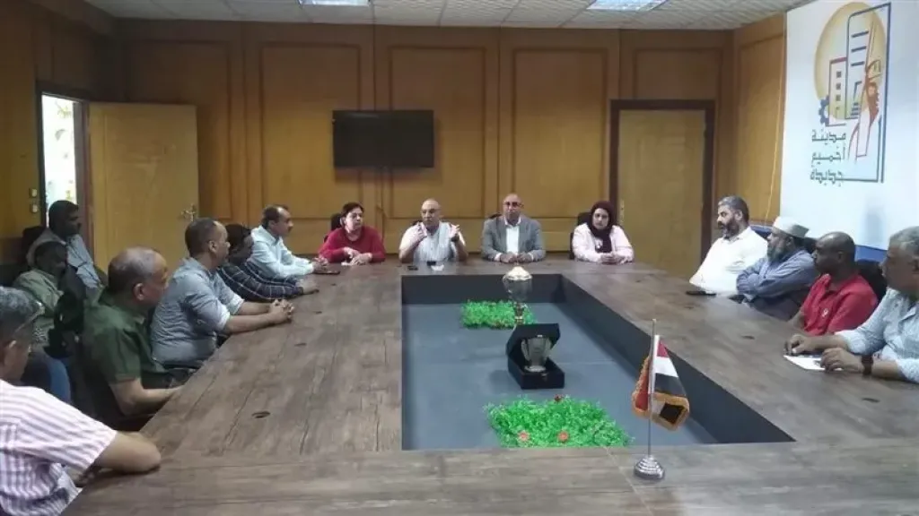 اعتماد مساحة 1000 متر بأخميم الجديدة لإنشاء مشروع شلتر لإيواء الكلاب الحرة