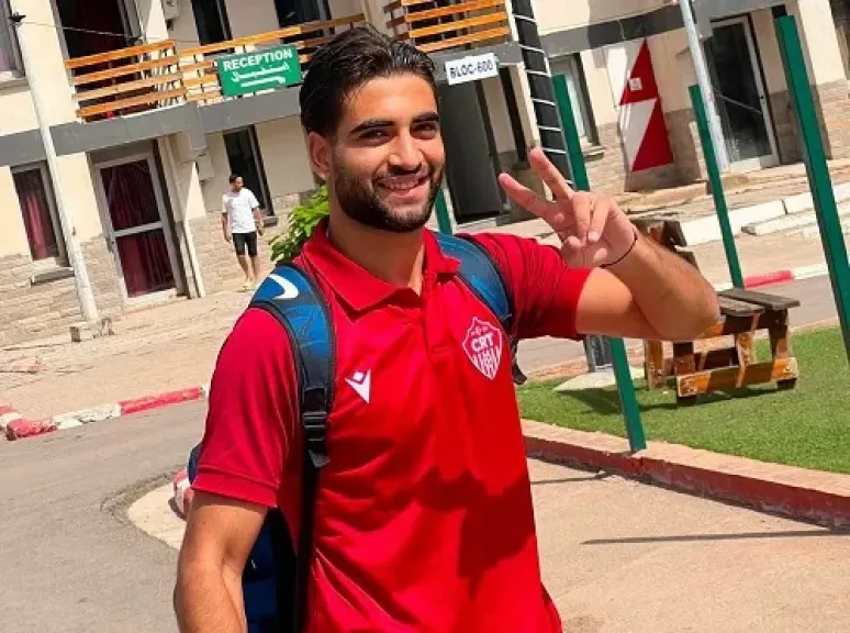 بعد رحيله عن الأهلي.. زعلوك يطمح لإنقاذ فريق جزائري من الهبوط