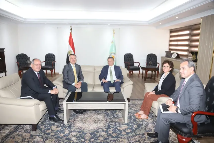 وزير الزراعة يستقبل مدير معهد quot;سيام باريquot; الإيطالي لبحث تطوير نظم الزراعة الذكية ودعم صغار المزارعين