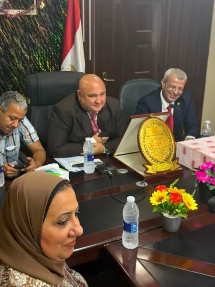 في لفتة وفاء وتقدير.. النقابة العامة للعاملين بالنيابات والمحاكم تحتفي بالأستاذ أحمد زكي بمناسبة بلوغه سن الكمال الوظيفي