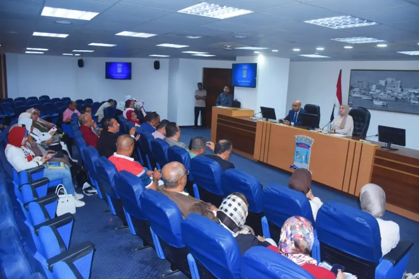 نائب محافظ الإسكندرية تعقد اجتماع لجنة الإصحاح البيئي لمواجهة الأوبئة والجوائح الصحية