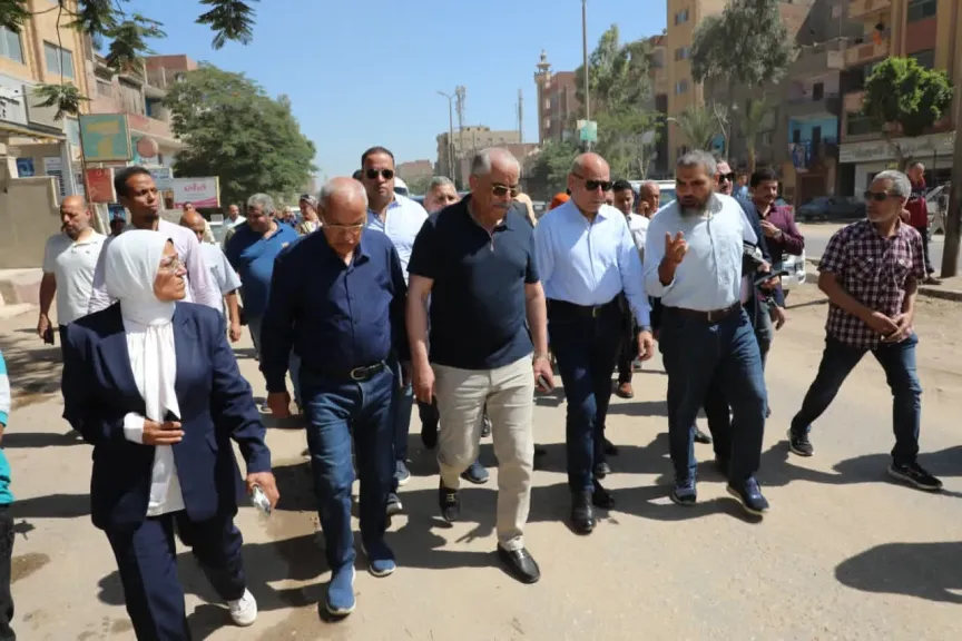محافظ القاهرة يتفقد أعمال تنفيذ مشروع مد خط مياه شرب رئيسي حتى منطقة التبين