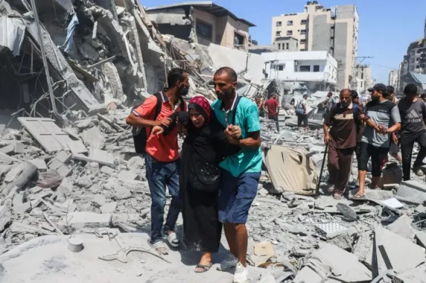 إصابة 17 في غزة بقصف وإطلاق نار إسرائيلي استهدف نازحين ومدنيين