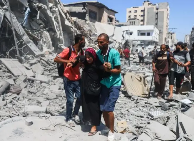 إصابة 17 في غزة بقصف وإطلاق نار إسرائيلي استهدف نازحين ومدنيين