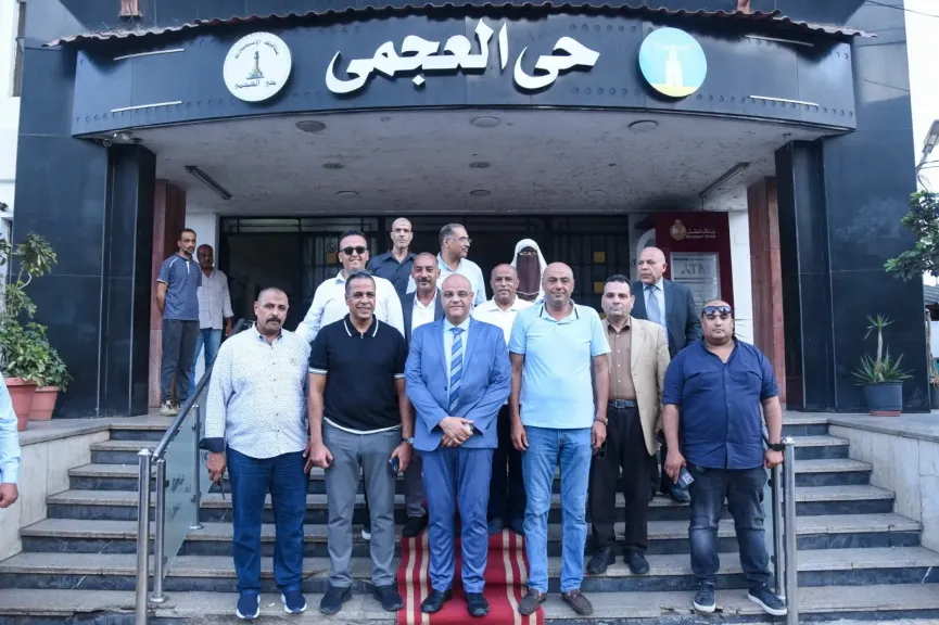 محافظ الإسكندرية يعقد لقاءً جماهيريًا لخدمة المواطنين بأحياء العجمي وغرب والجمرك
