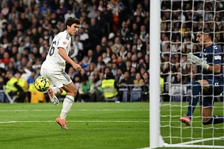 فولهام يقترب من حسم صفقة جونزالو جارسيا بموافقة ريال مدريد