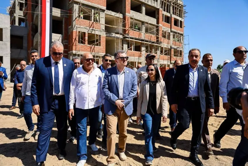 وزير التخطيط ومحافظ البحيرة يتفقدان مشروع إنشاء المدرسة المصرية اليابانية بمدينة دمنهور«»