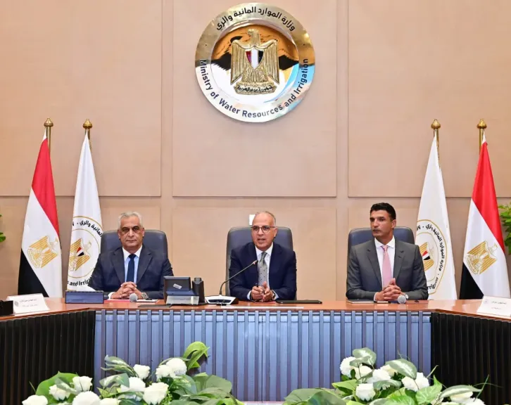 وزراء الري والصناعة والإنتاج الحربي  يبحثون وضع منظومة متكاملة للإدارة المستدامة للمياه في القطاع الصناعي