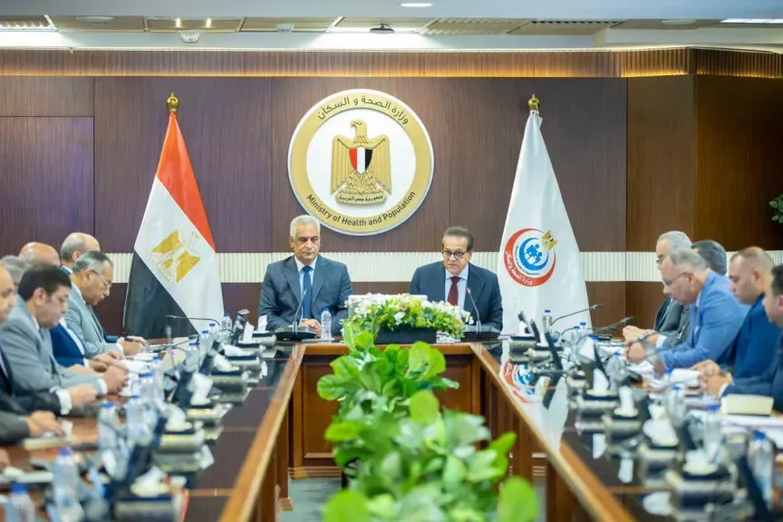 وزيرا الصحة والإنتاج الحربي يبحثان مستجدات عدد من المشروعات القومية المشتركة