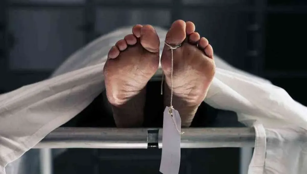 وفاة عاملين متأثرين بإصابتهما في انفجار خزان كيميائيات داخل مصنع ملح بالفيوم