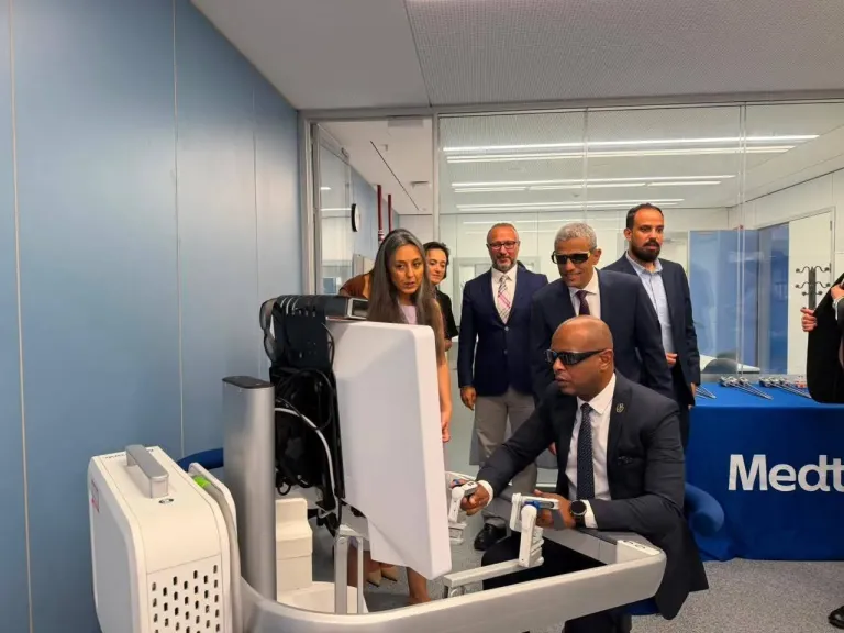 هيئة الرعاية الصحية تبحث في تركيا نقل تكنولوجيا الجراحات الروبوتية وتدريب الأطباء بأحدث التقنيات