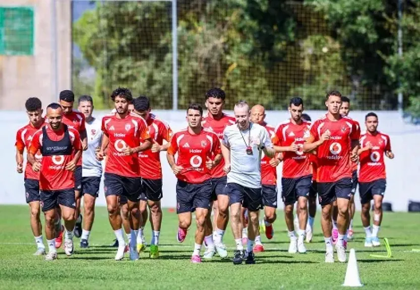 الموعد والتوقيت.. تفاصيل مباراة الأهلي وبادالونا الإسباني الودية