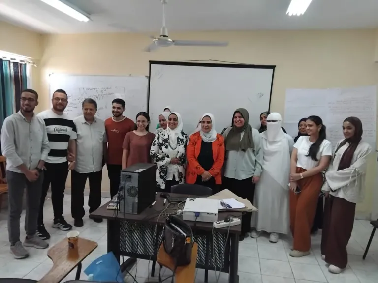 الخدمات البيطرية: تنظم برنامجًا تدريبيًا حول التطبيقات الحديثة لأنظمة سلامة الغذاء