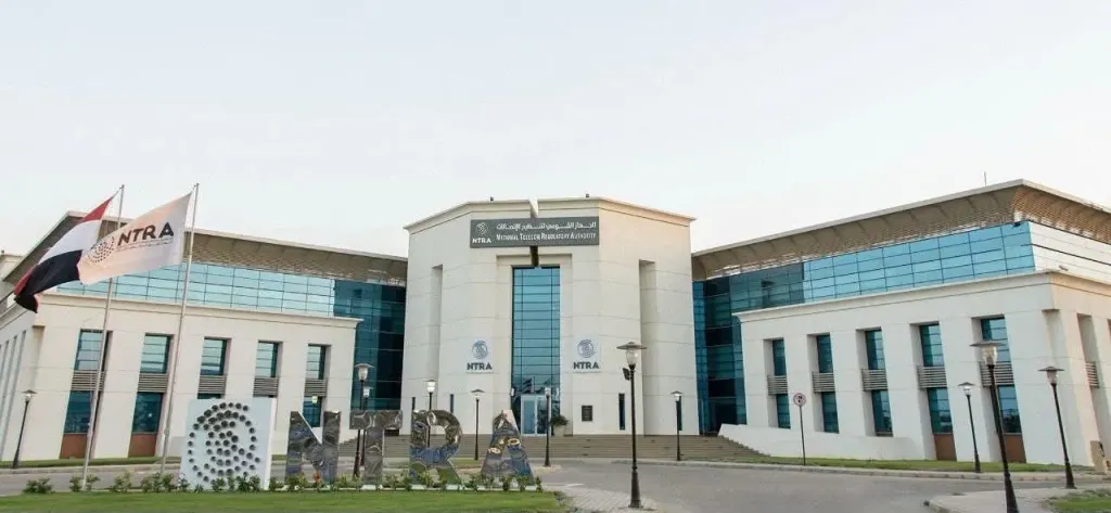 الجهاز القومي لتنظيم الاتصالات يحيل شركات المحمول الأربع إلى النيابة العامة بشأن المخالفات