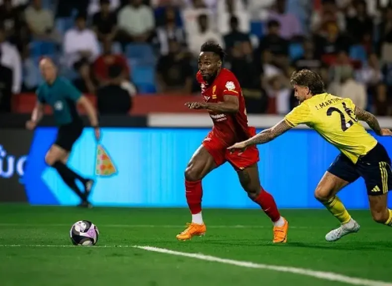 النصر يحسم تجديد عقد حارس مرماه لموسم إضافي