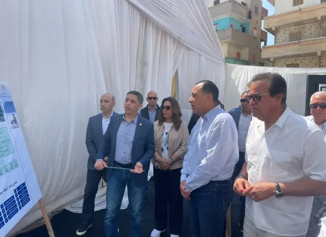 مدبولي يتفقد مركز طب أسرة سندبسط بالغربية ضمن مشروعات «حياة كريمة»