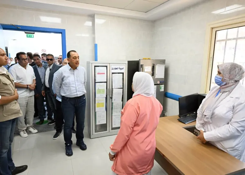 رئيس الوزراء يتفقد وحدة طب الأسرة بـ ”نهطاي” ضمن مشروعات ”حياة كريمة” بالغربية