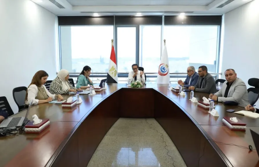 وزير الصحة يبحث مع مديرة التعليم المستمر بمجموعة «سان دوناتو» الإيطالية مستجدات تطوير مستشفى هليوبوليس الجديدة