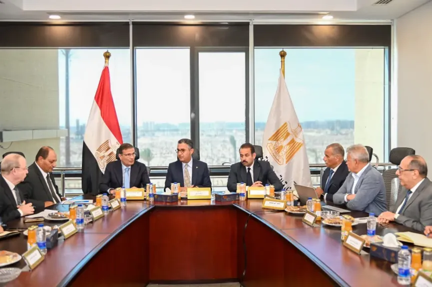 وزيرا التموين والزراعة ومدير جهاز مستقبل مصر يبحثون بالعلمين الخطوات التنفيذية للمشروع القومي «كاري أون»