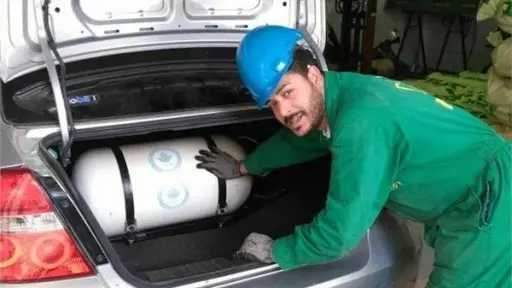 «وفر البنزين».. خطوات تحويل السيارات للعمل بالغاز الطبيعي
