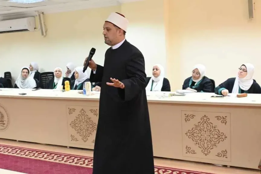رئيس شئون الدعوة بالأوقاف يستعرض مفهوم القوامة ودور رجل الدين في مواجهة العنف