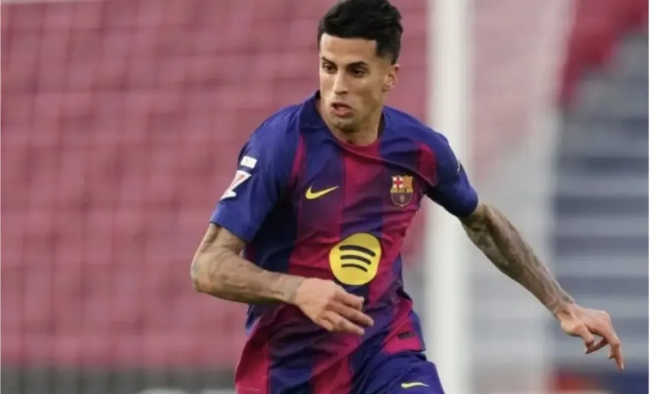 جواو كانسيلو يعود إلى برشلونة بعقد حتى 2029