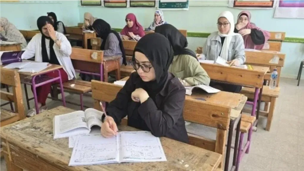 عبر موقع الوزارة.. خطوات تحميل مناهج الصف الثاني بكالوريا