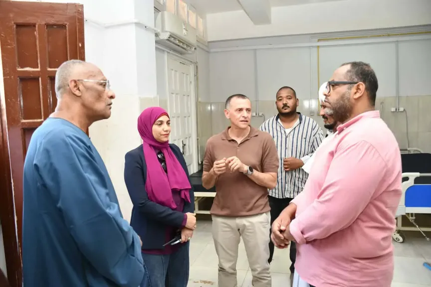 محافظ أسوان يؤكد أهمية سرعة دخول مركز الغسيل الكلوي في بنبان قبلي الخدمة