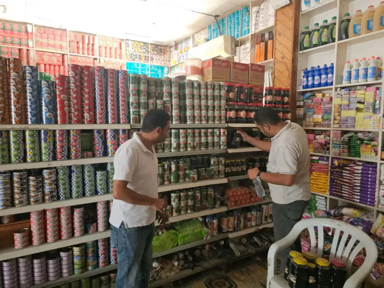 تموين مطروح: ضبط 800 علبة سجائر منتهية الصلاحية ومجهولة المصدر